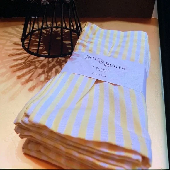 NEW Belle & Butler- 1 New Set of “6” Napkins Lemon & White Stripes.20” x 20” - Picture 3 of 10